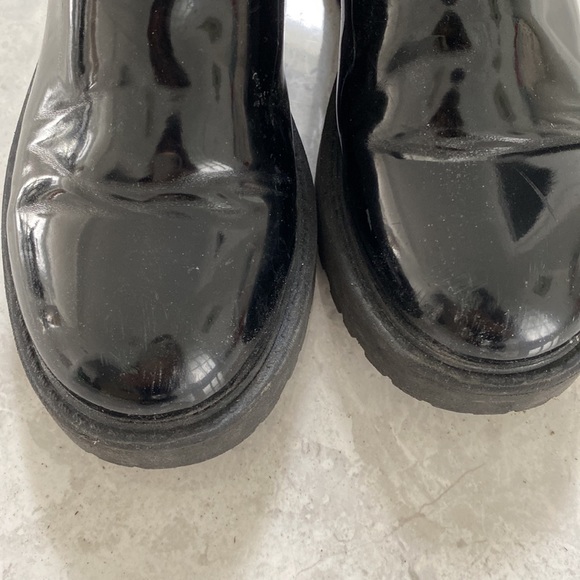 Zara Disney Mickey/Miney Chelsea boots - Picture 5 of 8